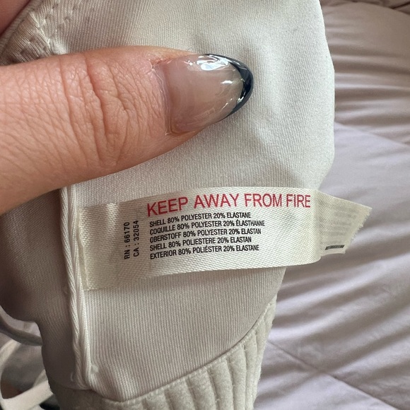 Free People sports bra cross back with adjustable straps - Picture 5 of 7